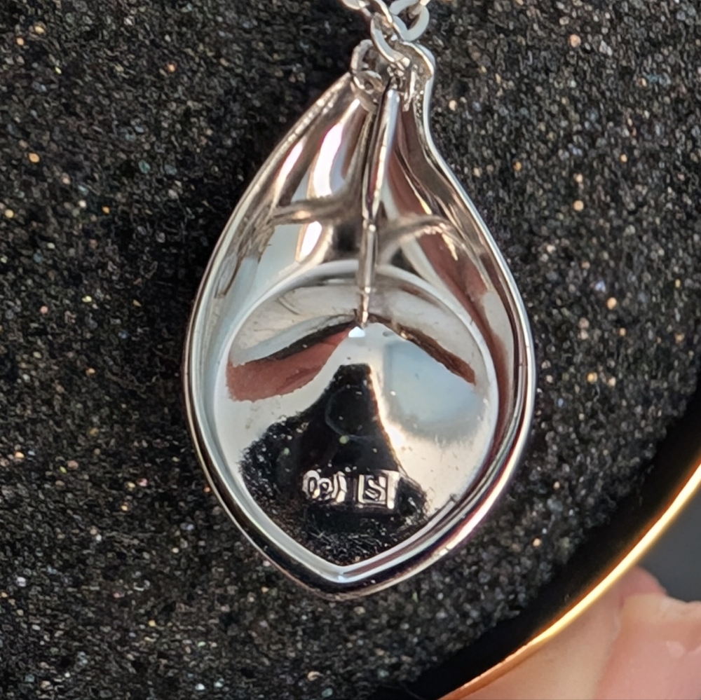 Tasaki Classic vintage Calla lily and Silver Akoya Pearl Pendant Necklace - Picture 5 of 11